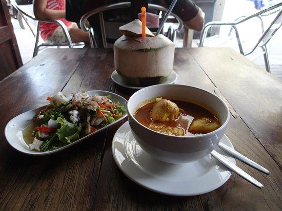 Kafe Bar and Restaurant